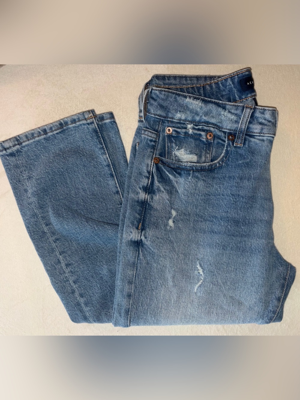 Aeropostale women's Straight-Leg Distressed Blue Jeans